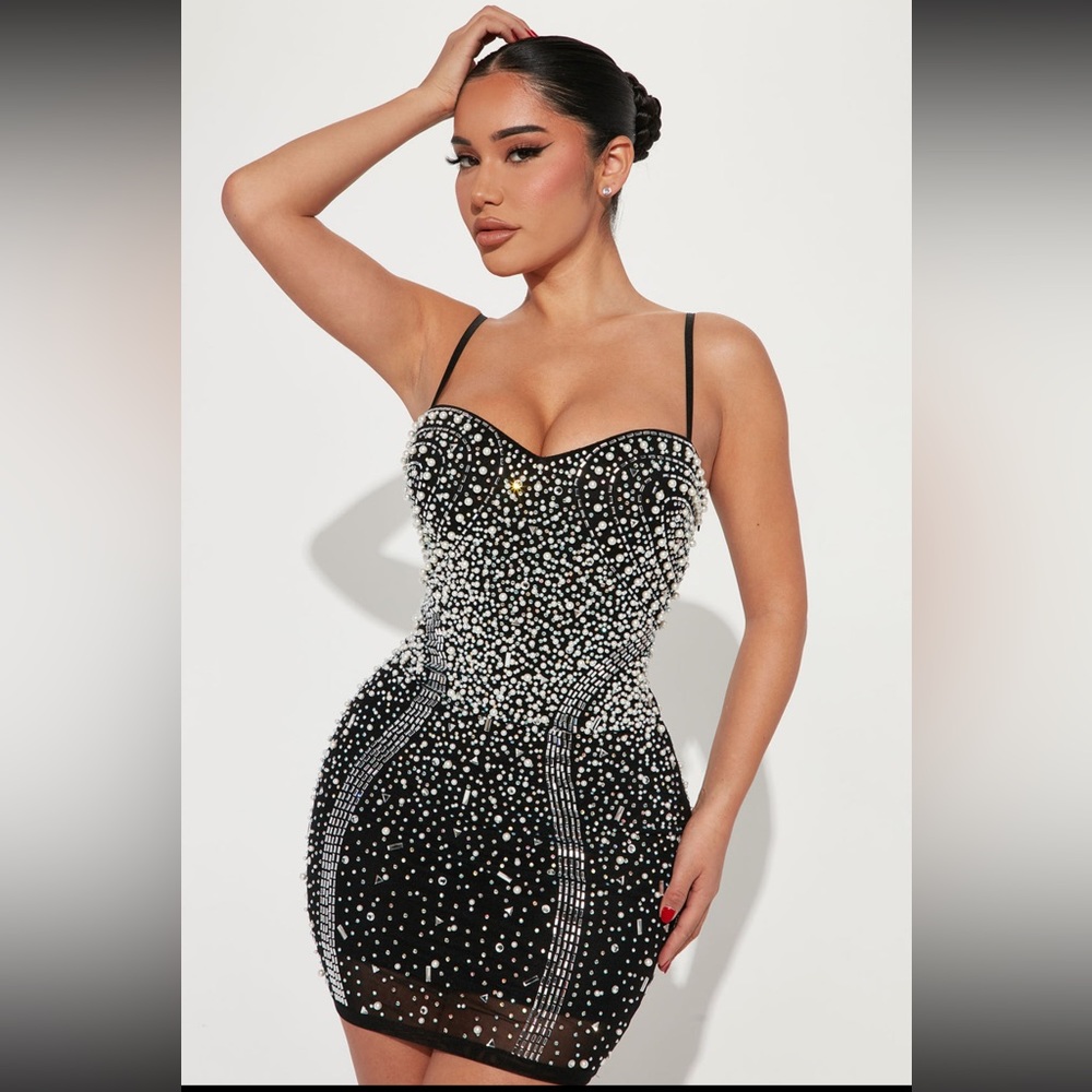 Beautiful embellished sparkling dress from fashion nova.